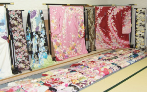 振袖店内2